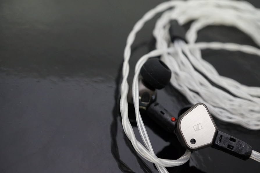 sennheizer IE8 箱あり 価格.com - ゼンハイザー IE8 価格比較